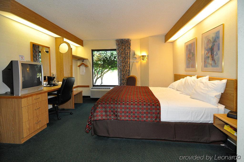 Red Roof Inn Pensacola Fairgrounds Chambre photo
