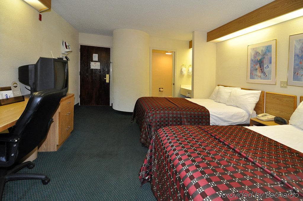 Red Roof Inn Pensacola Fairgrounds Extérieur photo